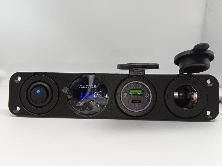 4 In 1 Voltmeter Otomotif Dual USB 12V Car Cigarette Lighter Voltage Meter Dengan Switch