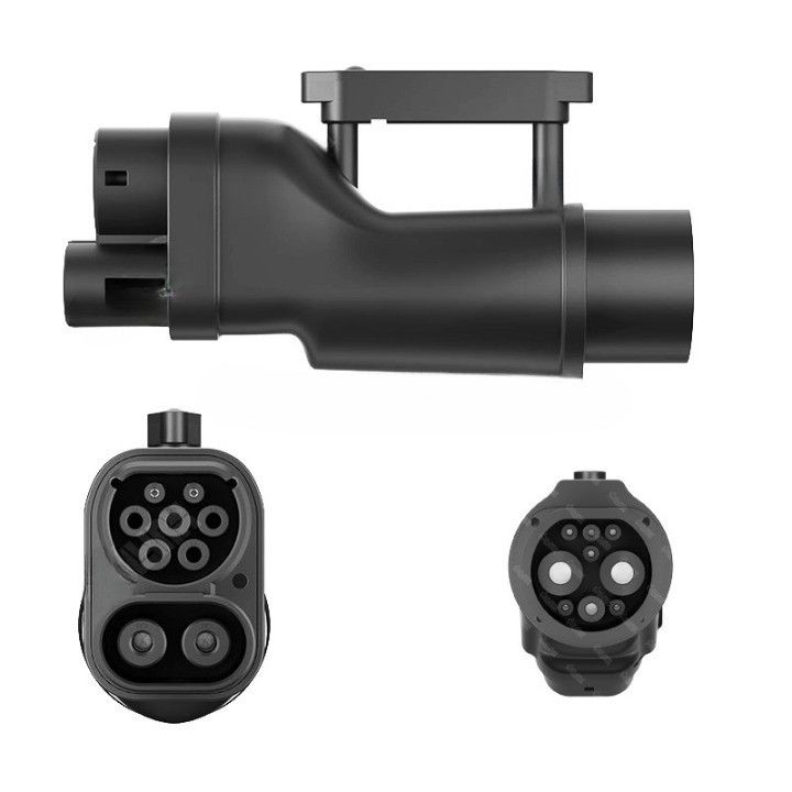 Bagian kendaraan Aksesoris Stasiun pengisian daya EV Adaptor GBT Ke CCS2 DC Charger Adaptor