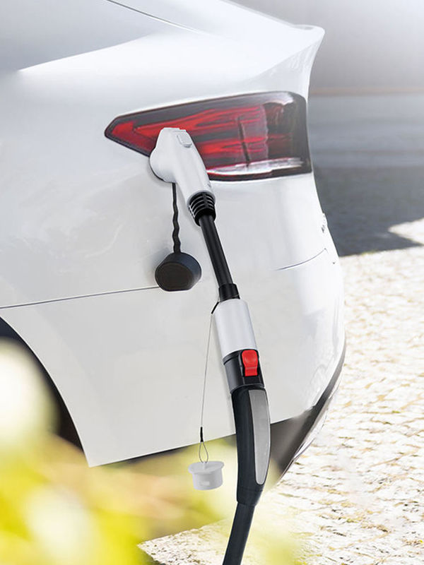 Keamanan Portable 60A 250V Tesla ke Type1 EV Charger Adapter Dengan Kabel Untuk Pengisi Daya Mobil Listrik
